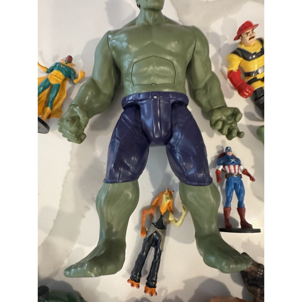 Marvel Incredible Hulk 12" Talking‎ Smash Action Figure Plus Lot